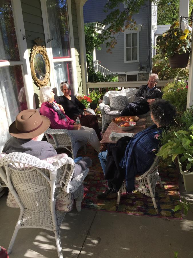 Hudson City Bed And Breakfast Buitenkant foto