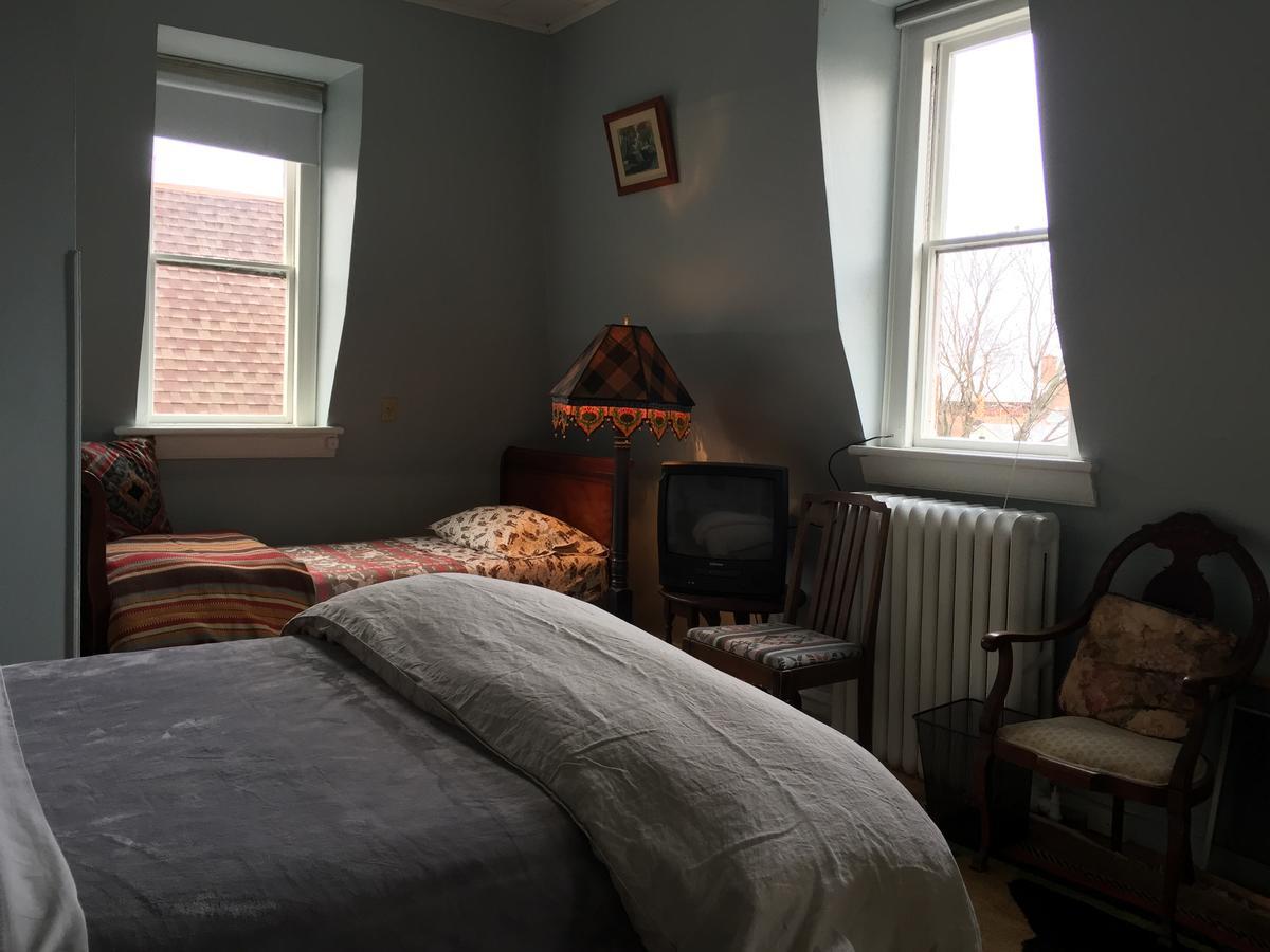 Hudson City Bed And Breakfast Buitenkant foto
