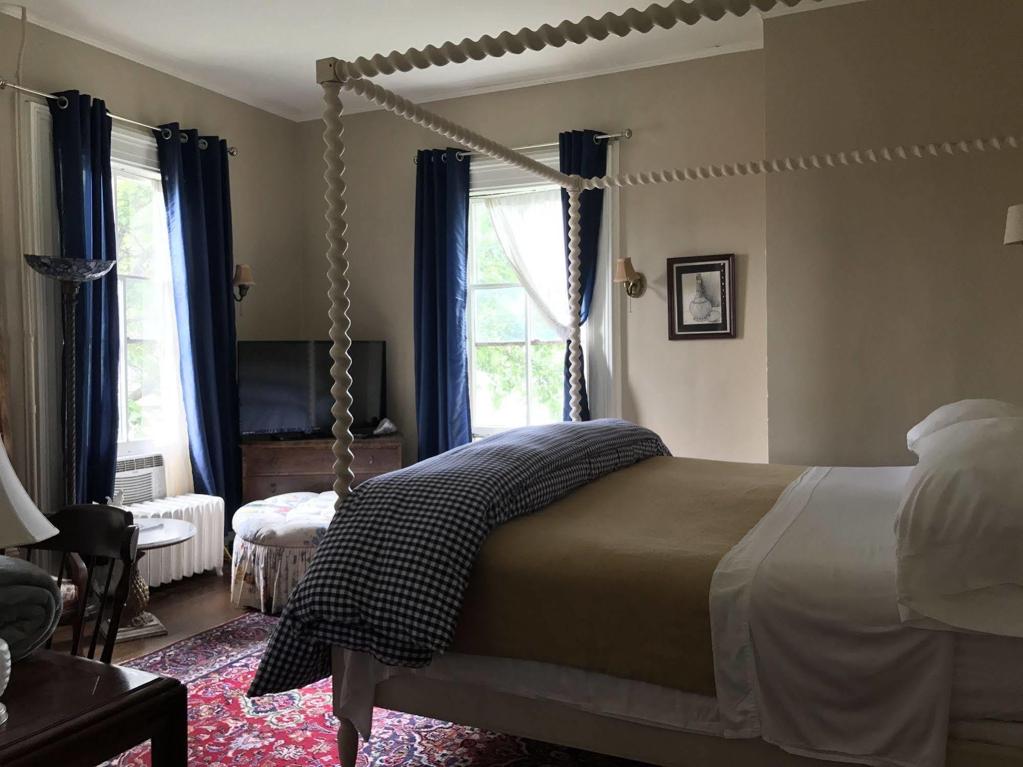 Hudson City Bed And Breakfast Buitenkant foto